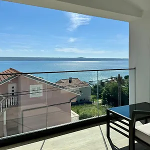 Apartament S&v, Maslenica